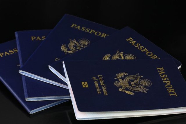 Les banques menacent de mettre à la porte les Belges possédant la nationalité américaine