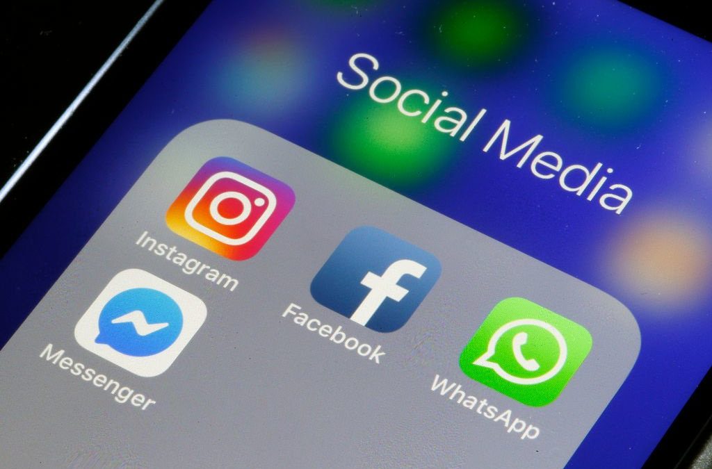 Panne sans précédent de Facebook, Instagram et WhatsApp : ce que l'on sait
