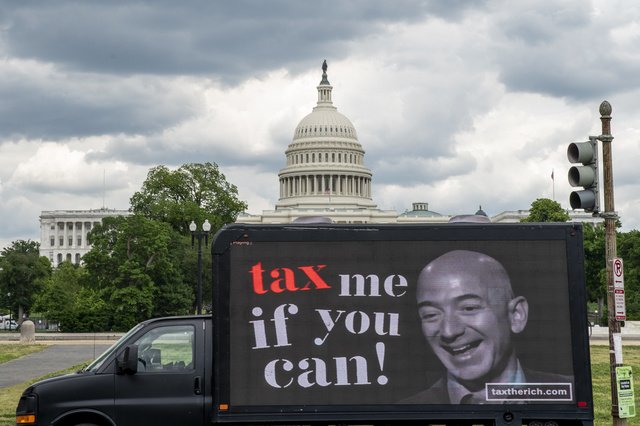 Jeff Bezos encore un peu plus riche, toujours un peu plus riche