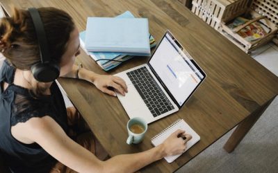 Télétravail: indemnités et nombre de travailleurs en bénéficiant ne suivent pas la même tendance