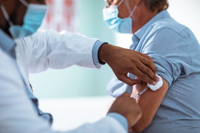 “Chaque employeur devrait connaitre le taux de vaccination dans son entreprise”
