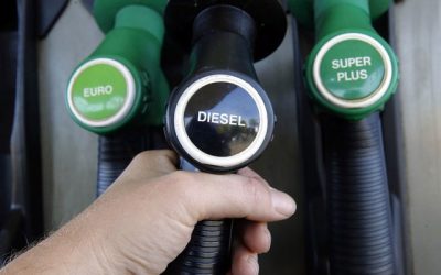 “Accises et TVA représentent 48 % du prix du carburant”