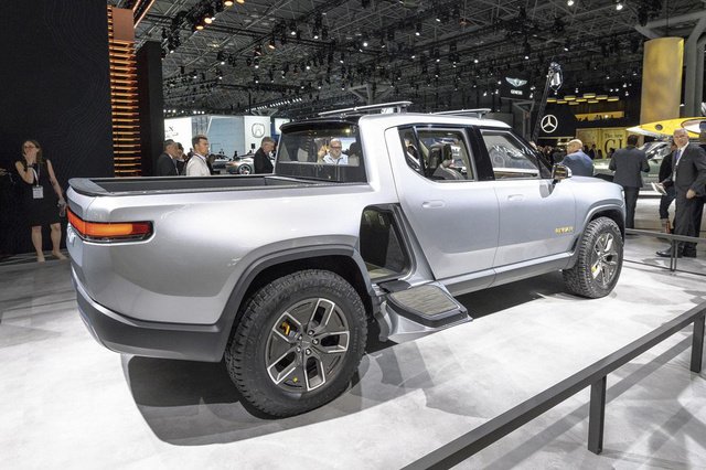 Rivian, le constructeur de SUV électriques passe par la case Bourse