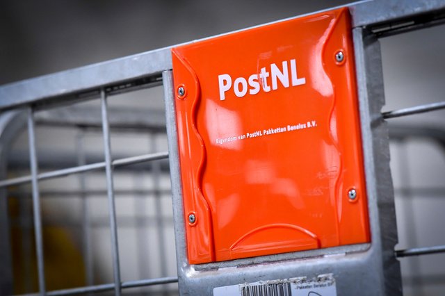 Importante descente de l'inspection sociale dans trois dépôts de PostNL