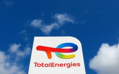 Le patron de TotalEnergies “ne voit pas les politiques pour réduire la demande de pétrole”