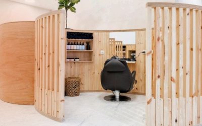 Jean Charles della Faille ouvre… un salon de coiffure