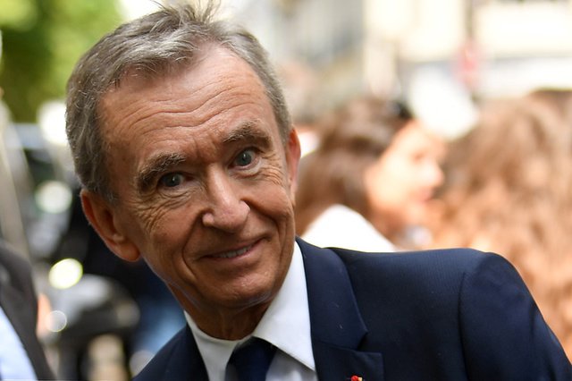 Année record pour le géant du luxe LVMH, bien au-delà du niveau d'avant-pandémie