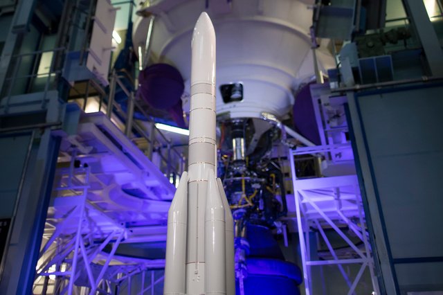 Macron va appeler l'Europe à devenir un “acteur majeur” dans l'espace