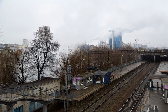 EN DIRECT | La Russie pilonne les villes ukrainiennes, l'exode s'accélère avant des pourparlers